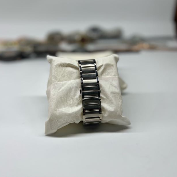 UNIVERSAL POINT - Image 3